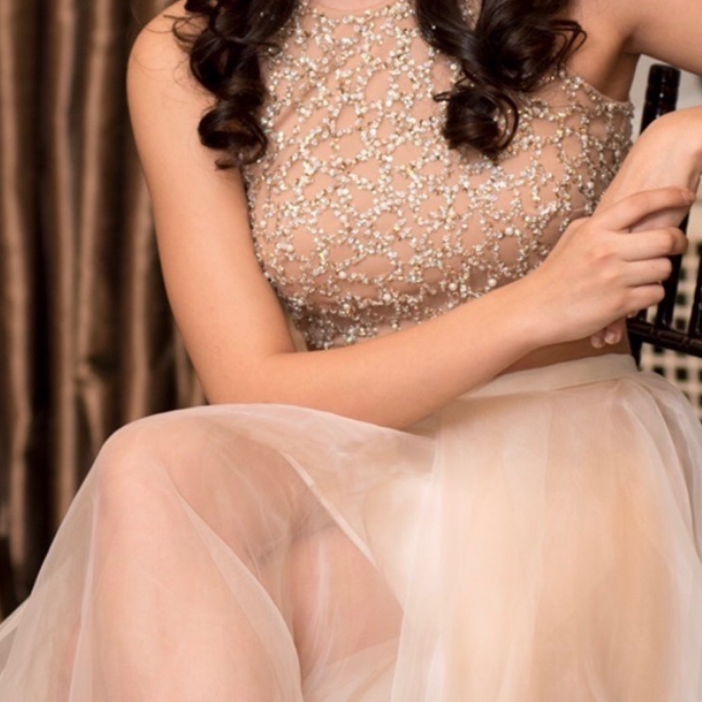 Terani Couture 2 Piece Set